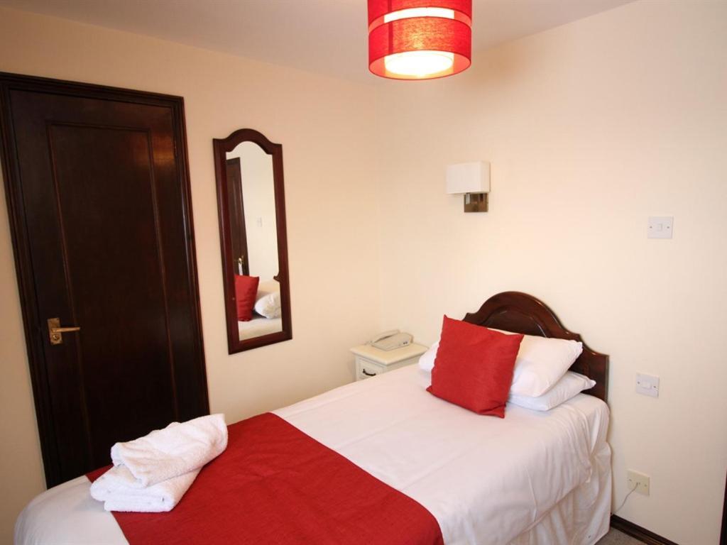 קנטרבורי Pilgrims Hotel חדר תמונה