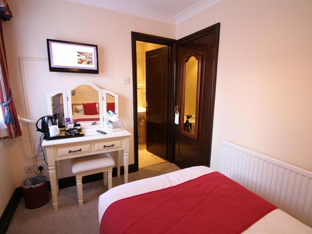 קנטרבורי Pilgrims Hotel חדר תמונה