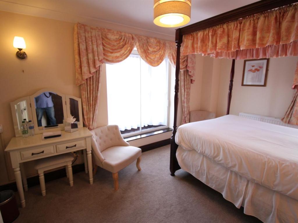 קנטרבורי Pilgrims Hotel חדר תמונה